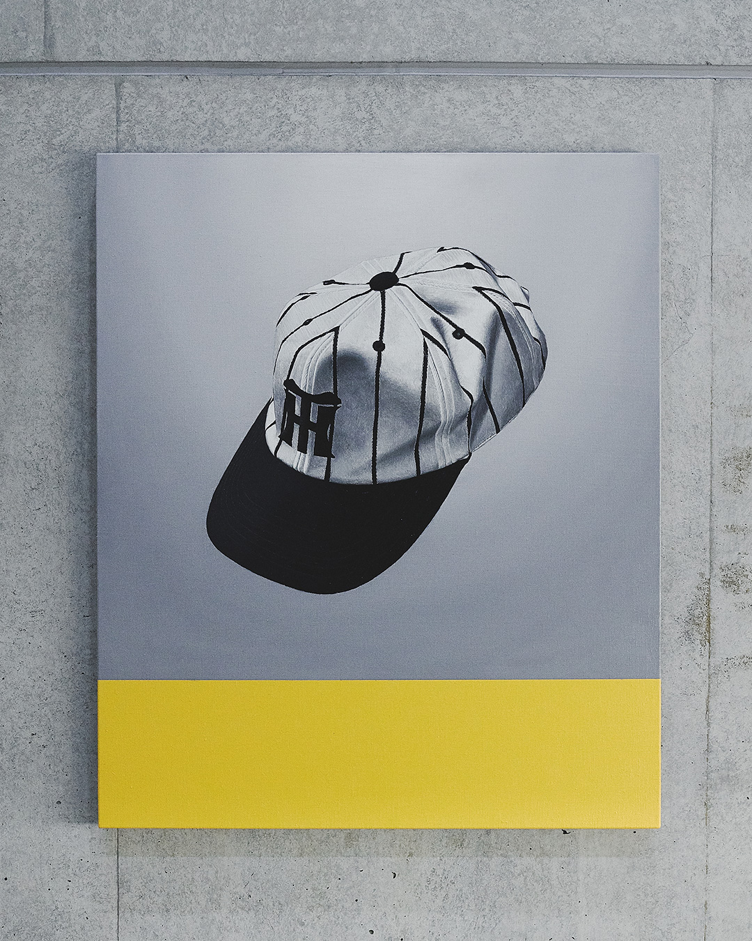 アーバンリサーチから、阪神タイガースと画家亀井雅文氏とのトリプル