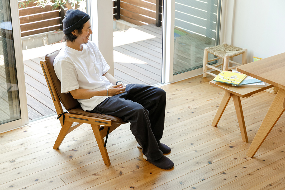 あなたはBOTHY派？Luonka派？DOORSの家具を使った、それぞれのDINING