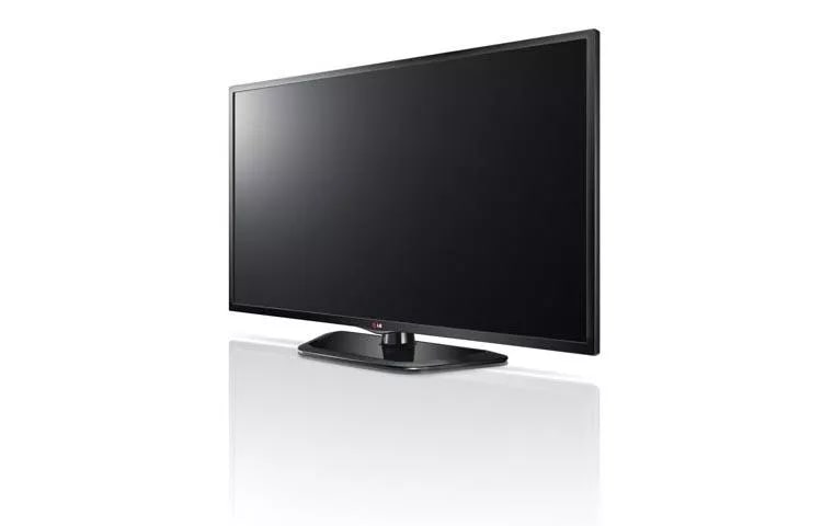 LG 32LN5700: 32 inch Class 1080p LED TV with Smart TV (31.5 inch