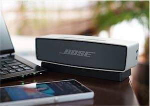 重低音再生に徹したワイヤレススピーカー：BOSE「SoundLink Mini