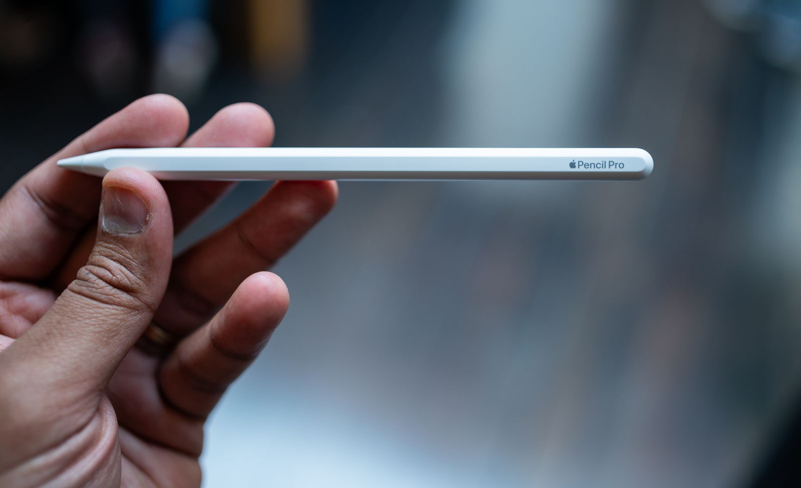 Apple Pencil Pro」は、なぜ最新のiPadシリーズでしか使えないのか
