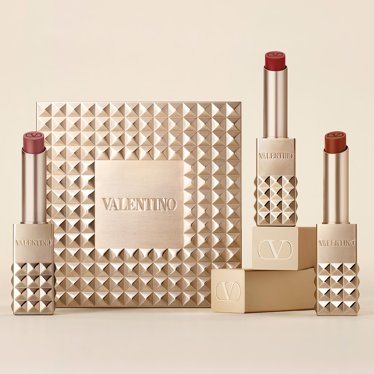 ヴァレンティノ ビューティ」のアイコンリップ3本セット 煌めく限定