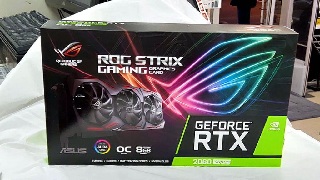 ASUS、セミファンレス仕様の3連ファン搭載STRIX シリーズ RTX 2060