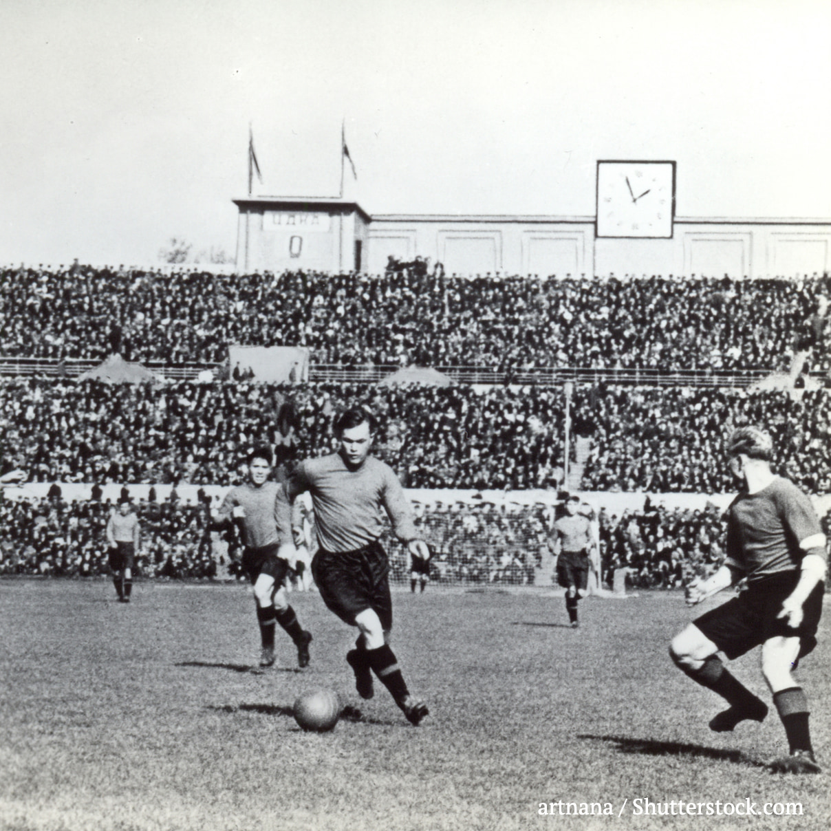 FOOTBALL サッカーの歴史と文化 サッカーの歴史と起源～伝説の選手や試合