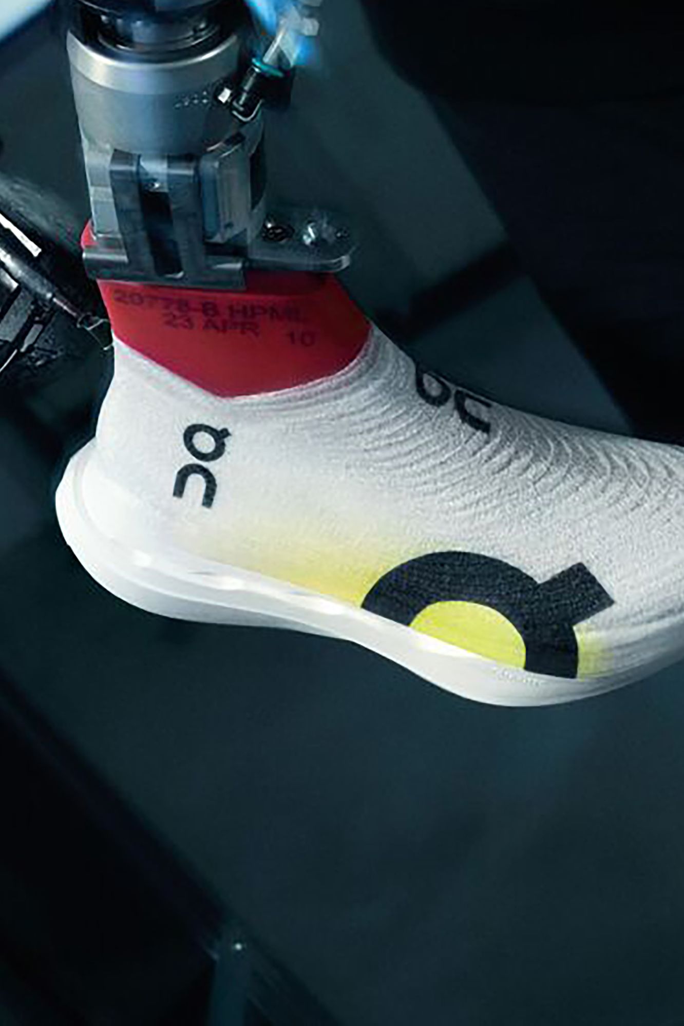 on-cloudboom-strike-ls-2025-