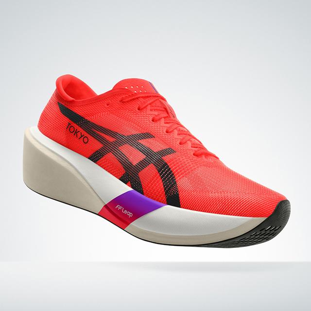 片足わずか129.9g!? アシックスが超本気で作った厚底ランニング