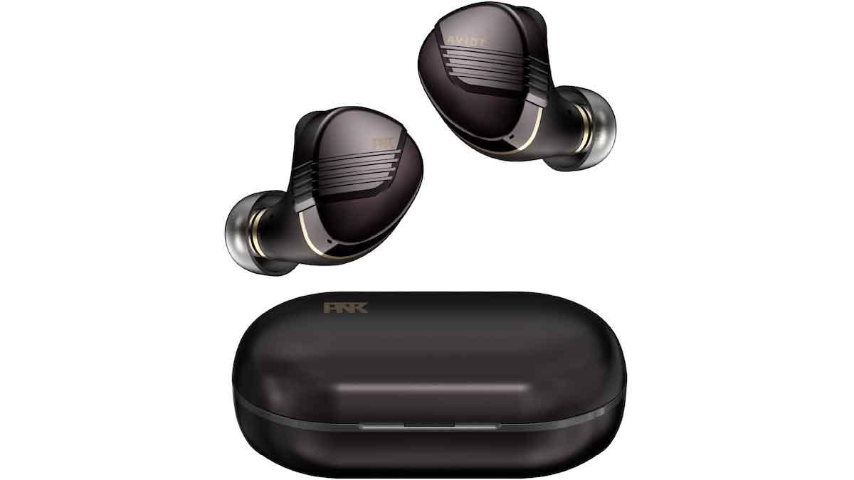 まだイヤホンの充電気にしてる？ ピヤホン8は単体16時間・最大50時間