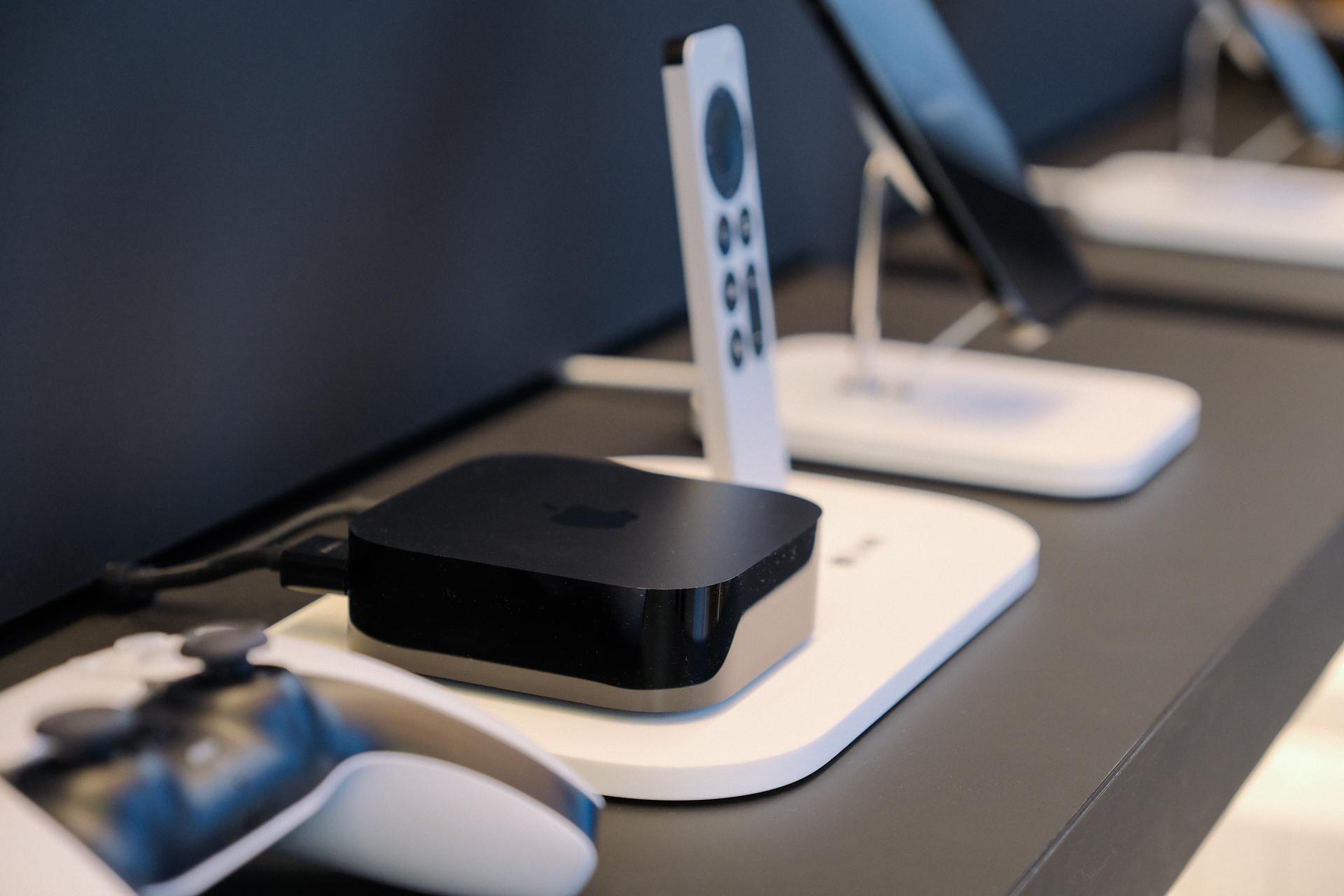 221104applestoretv_01.jpg?w=