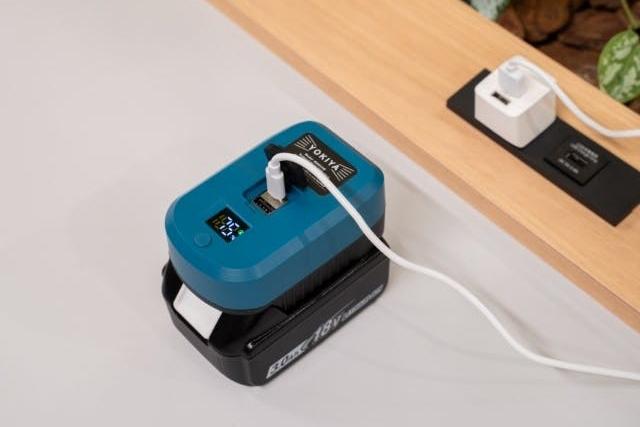 マキタ製品愛用者は必見！ 18VバッテリーをUSBで充電可能にする