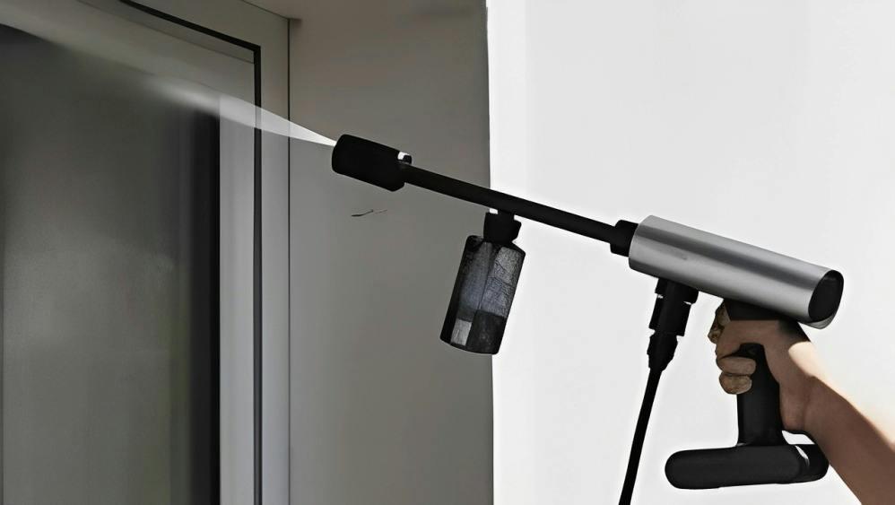 洗車や外壁掃除も捗りそう！ スタイリッシュなポータブル高圧洗浄機