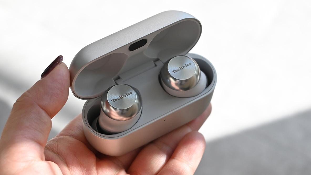 私がテクニクス「EAH-AZ100」を推す理由。長年のイヤホンの悩みが解決