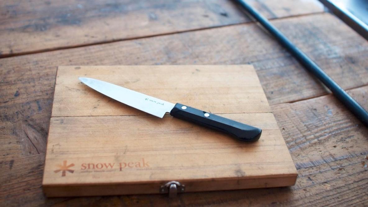 スノーピークの「マナイタセット」は、ひとり暮らしの狭いキッチンでも