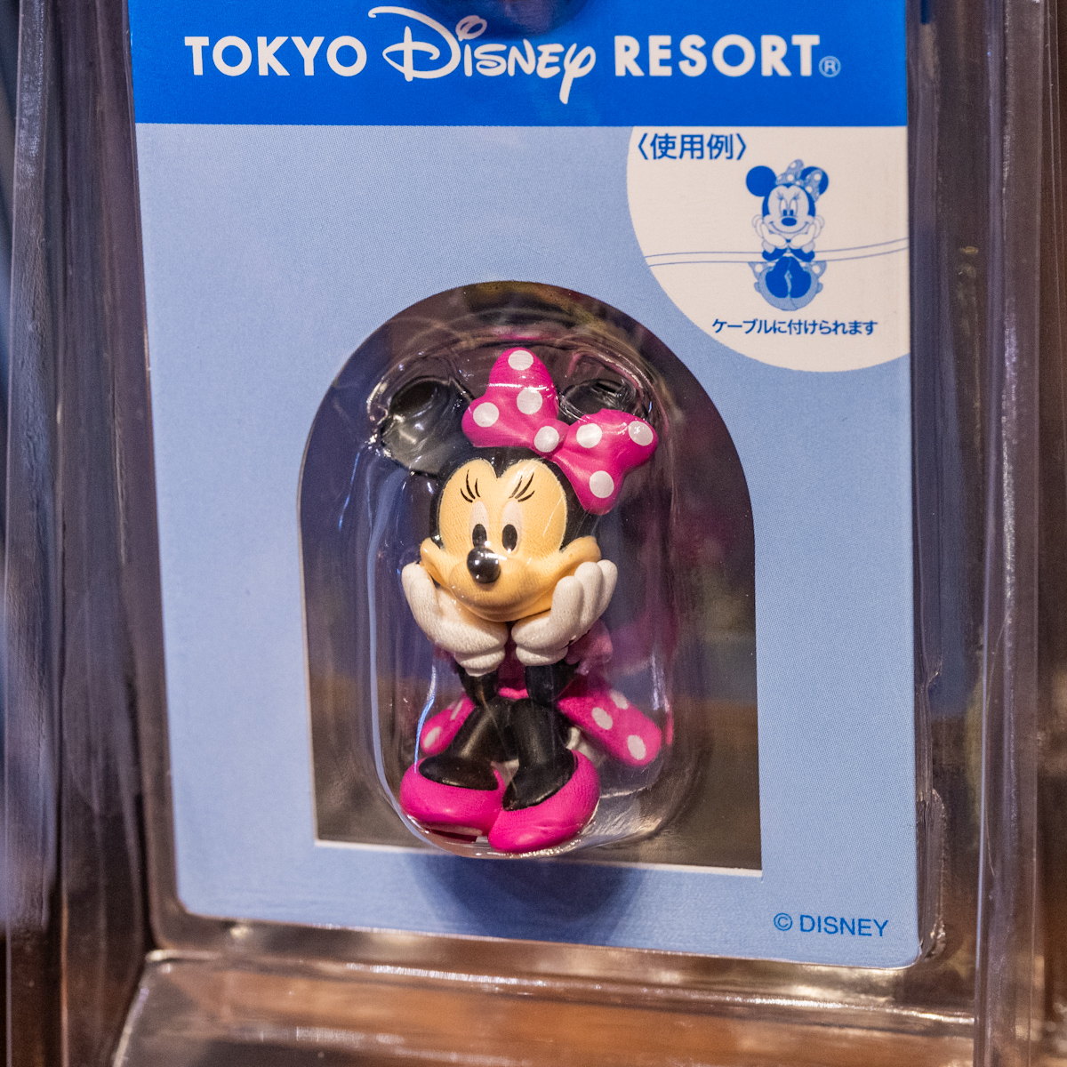 頬杖をつくミニーデザイン！東京ディズニーランド フィギュア(ケーブル