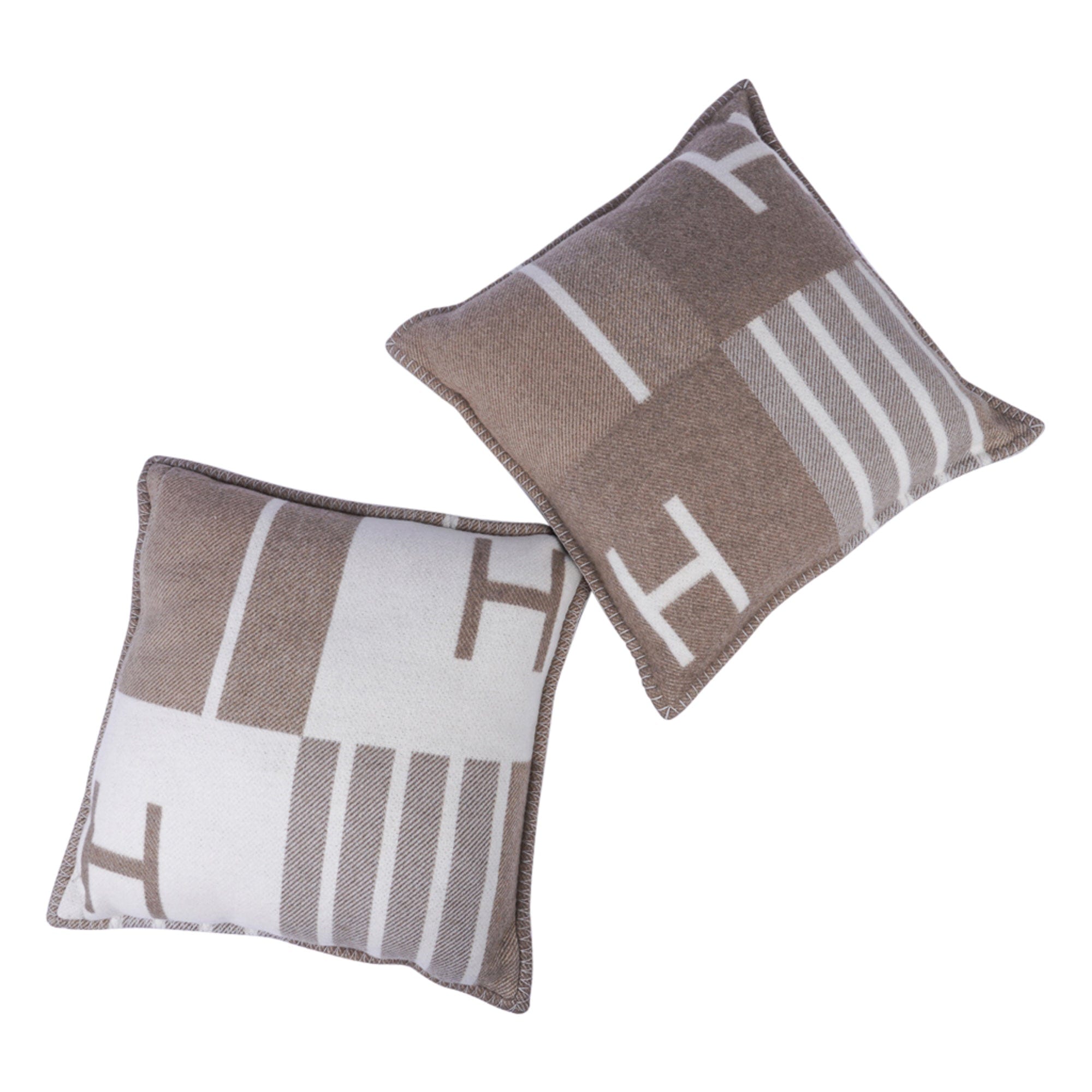 Hermes Avalon Vibration Pillow Set of Two Naturel