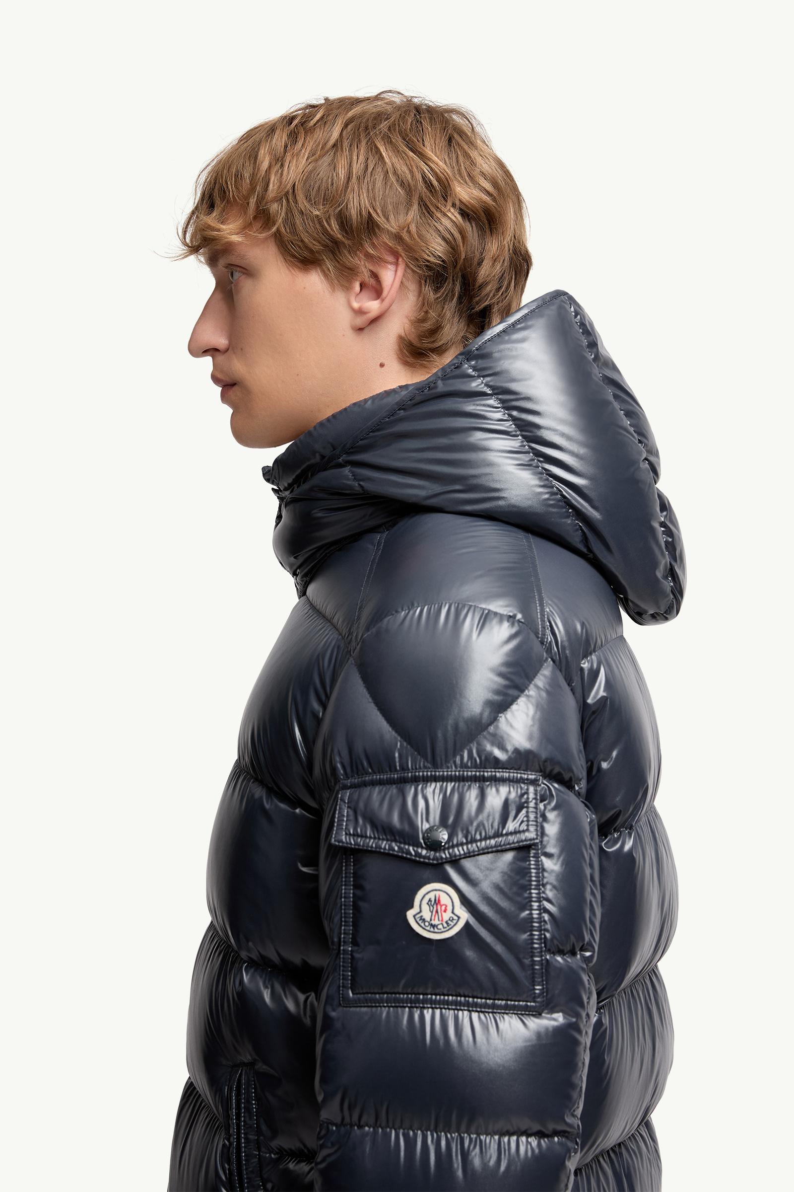 ネイビーブルー Moncler Mayaショートダウンジャケット : ショート