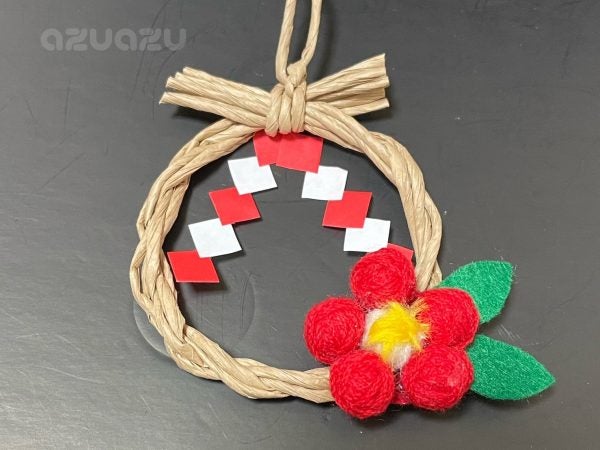 お正月飾り】毛糸で椿×紙ヒモでミニしめ縄を作ろう！ | リビング埼玉Web