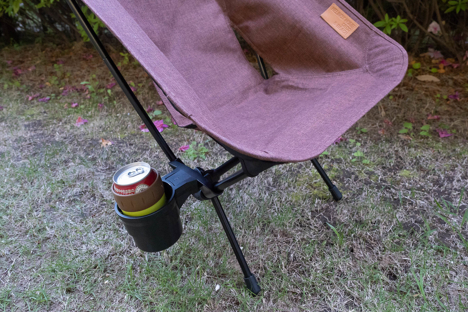 ヘリノックス純正のカップホルダーがあると一気に快適になるぞ