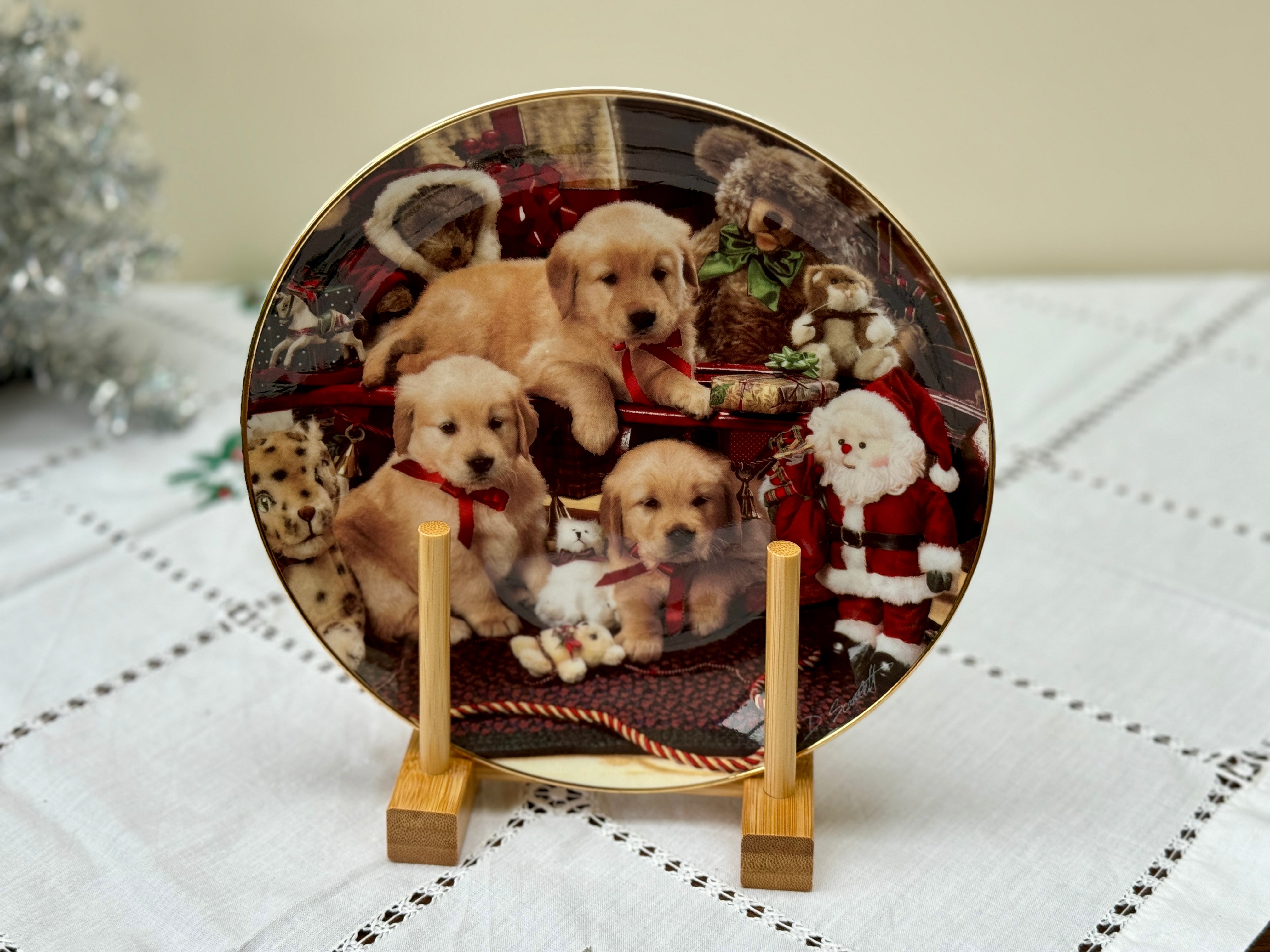 ロイヤルドルトン「クリスマス チアー」可愛い子犬の絵皿、1995年 – My