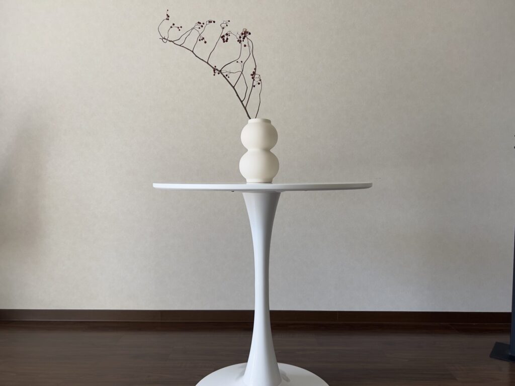 チューリップテーブル（リプロダクト品）』レビュー｜一人暮らしに最高