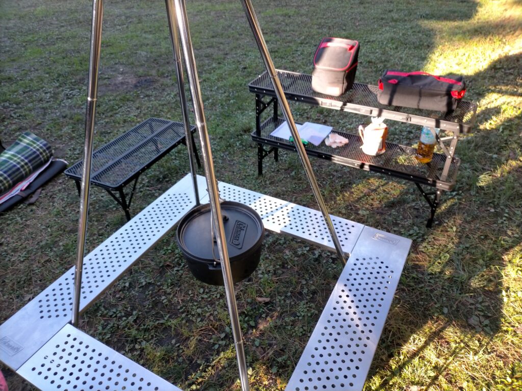 コールマン ファイアープレイステーブル】レビュー。ラックとしても