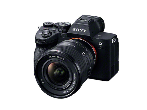 重さがわずが353g！ソニー Eマウント フルサイズ対応の広角パワー