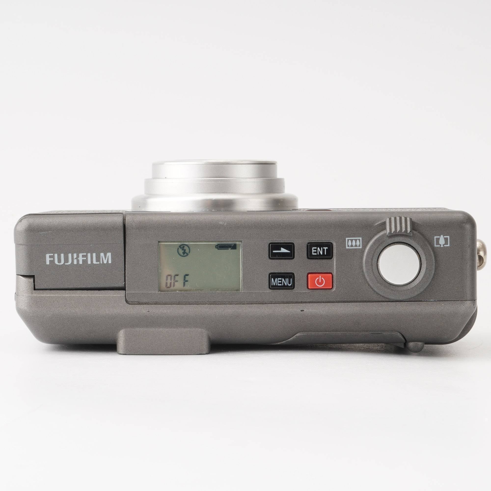 Fujifilm Natura CLASSICA / FUJINON ZOOM 28-56mm f/2.8-5.4