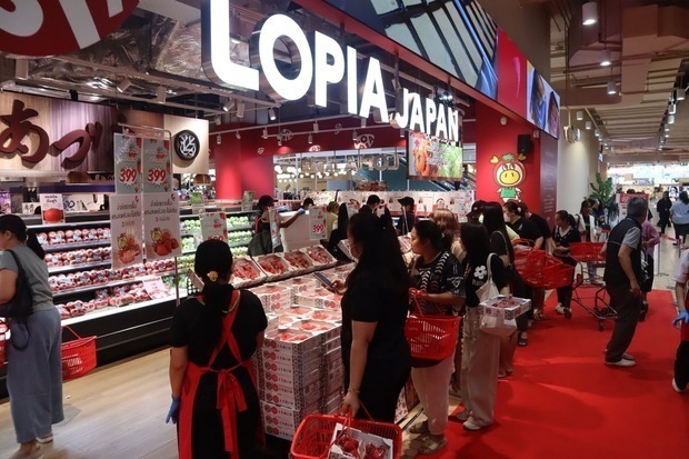 タイ】ロピア、タイ1号店開業 輸入日本食を最安展開、年内5店 (NNA