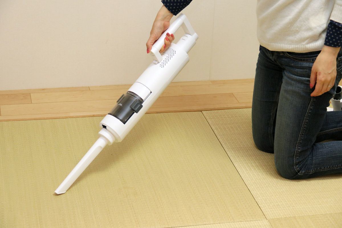 注目のコードレス掃除機10台】バルミューダ「BALMUDA The Cleaner