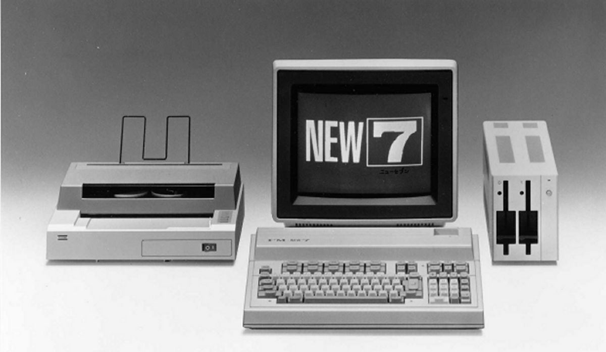 富士通のパソコン40年間ストーリー【3】「8ビット御三家」へと押し上げ