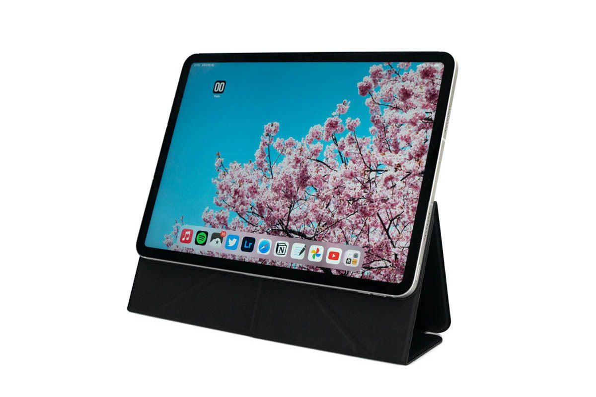 自在に角度・高さを調節できるiPad用スタンドケース「MOFT Snap フロー