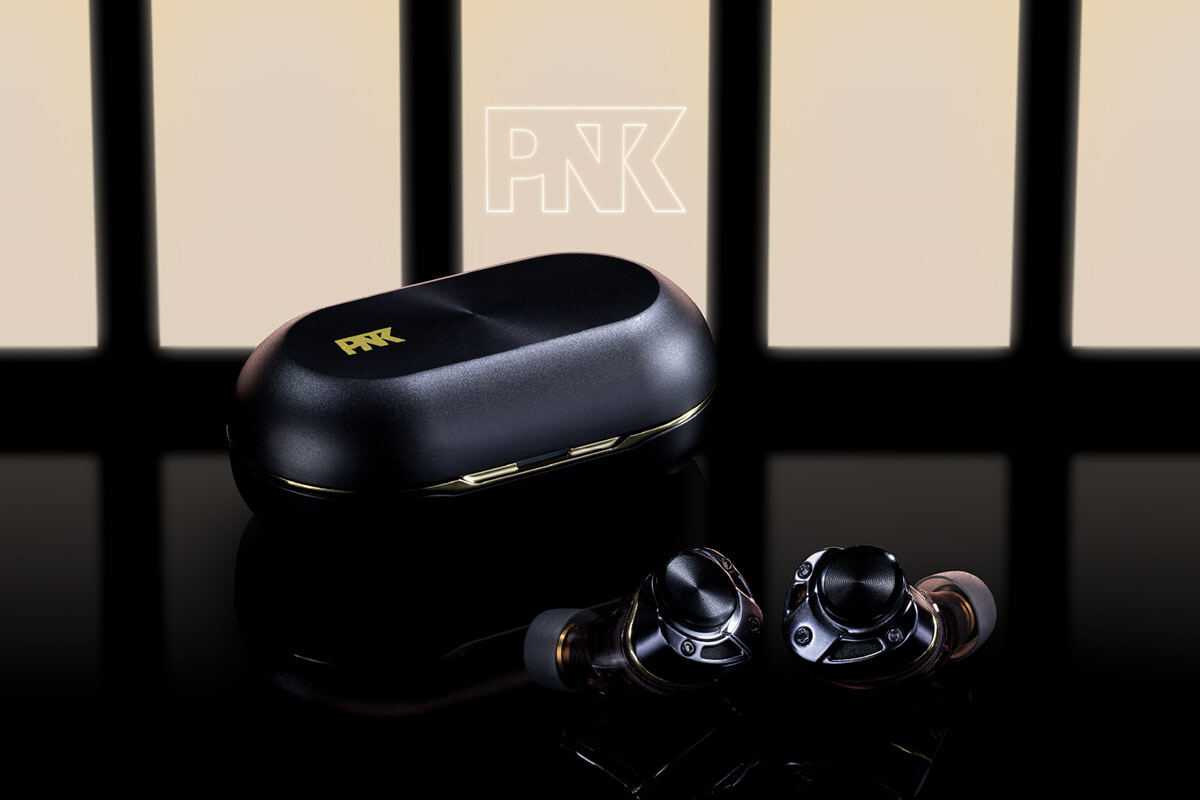 ピエール中野×AVIOTコラボの最上位“ピヤホン7”、予約開始 | マイナビ