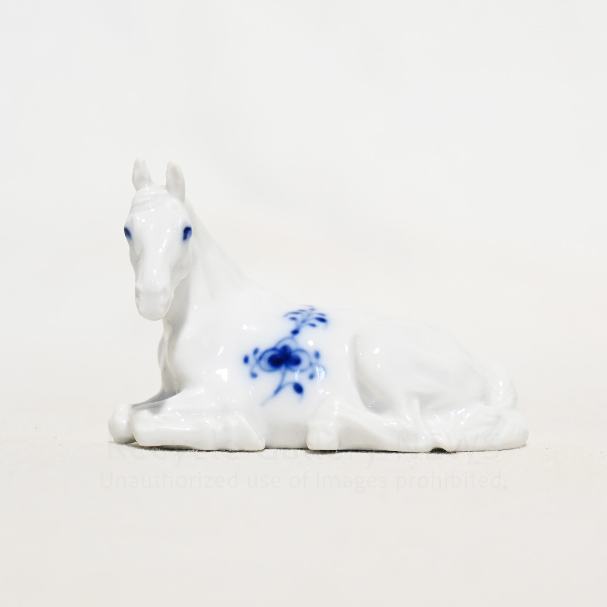 ROYAL COPENHAGEN Horse Figurine Ceramic Porcelain Objet / ロイヤル