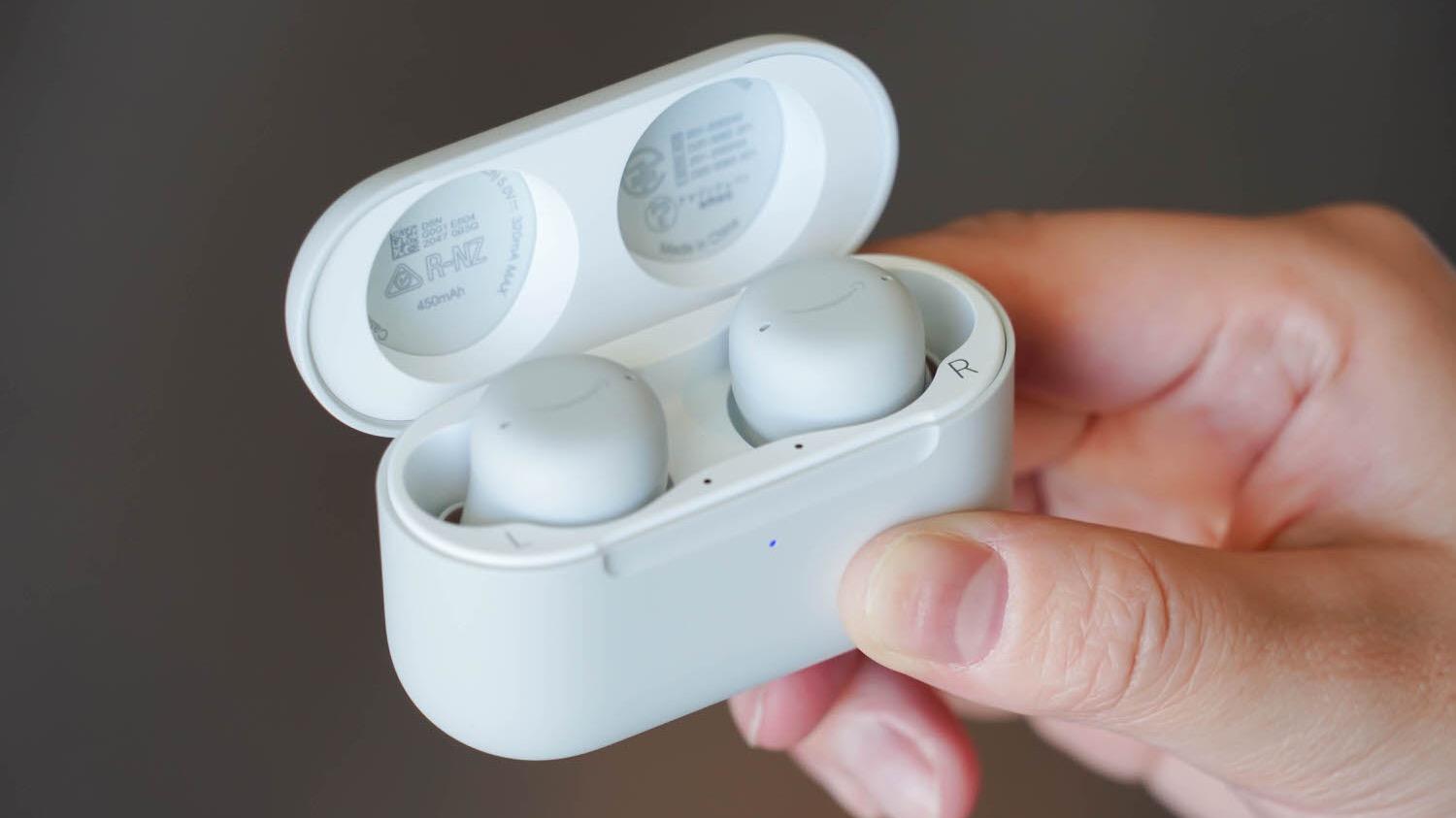 激安と話題の「Echo Buds (第2世代)」3年前の製品を今買うのはアリ