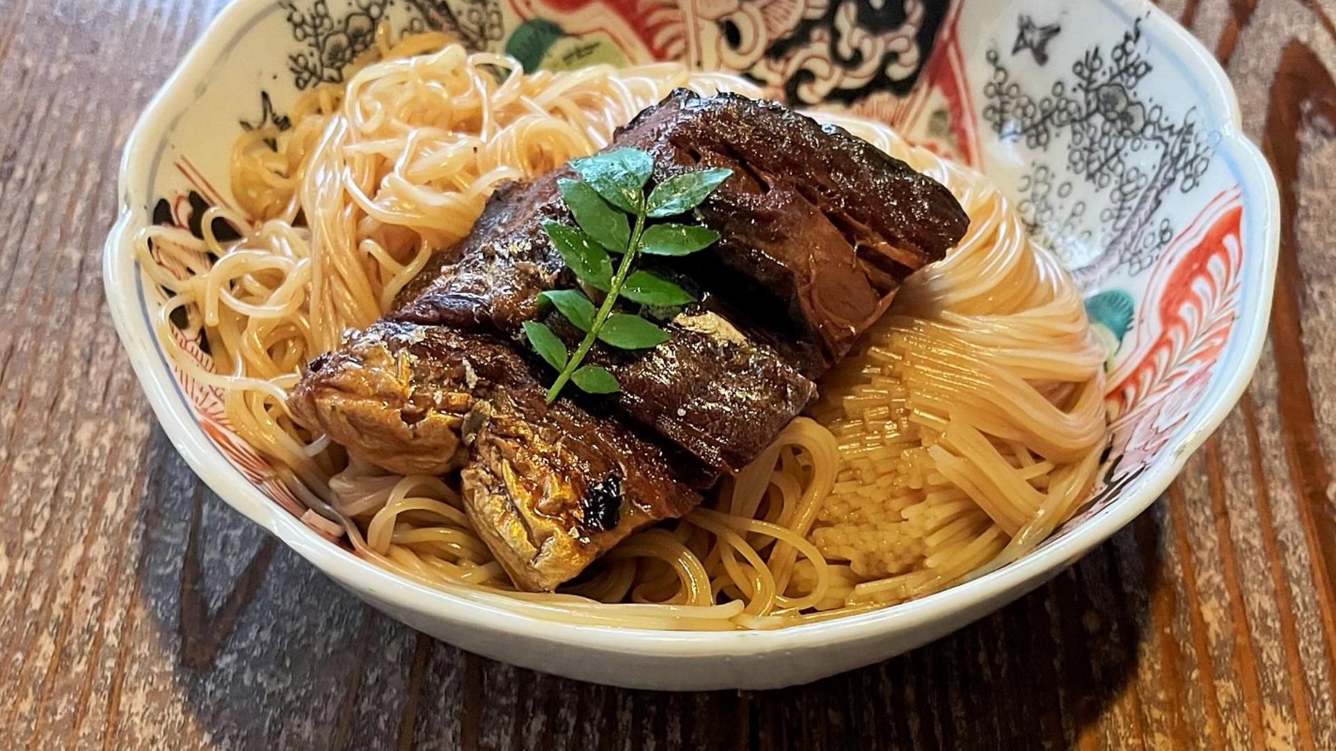 滋賀/長浜】絶賛の名物グルメ！翼果楼「焼鯖そうめん」の想像を超える