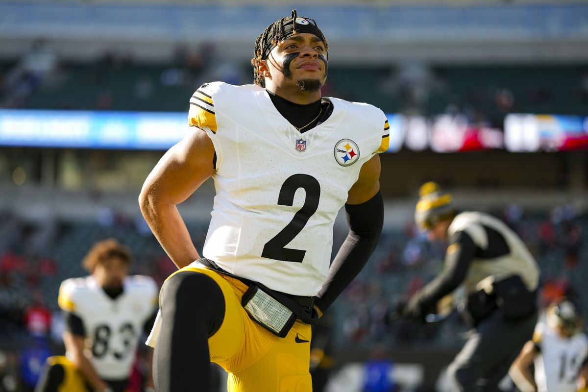 ジェッツQBフィールズが練習中につま先を脱臼、日ごとの観察へ | NFL