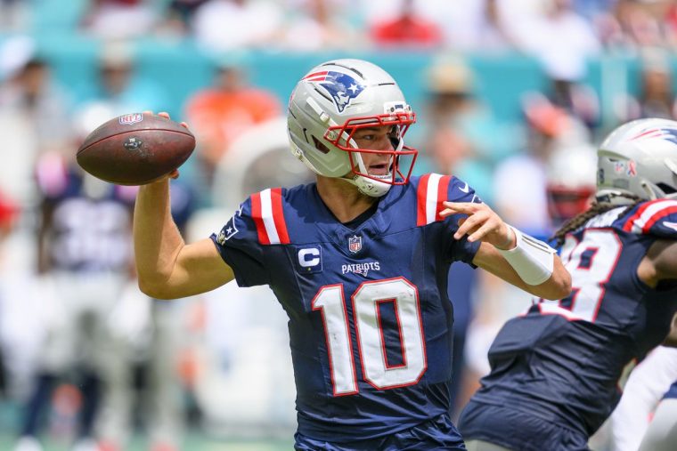 ニューイングランド・ペイトリオッツのドレイク・メイ | NFL JAPAN.COM