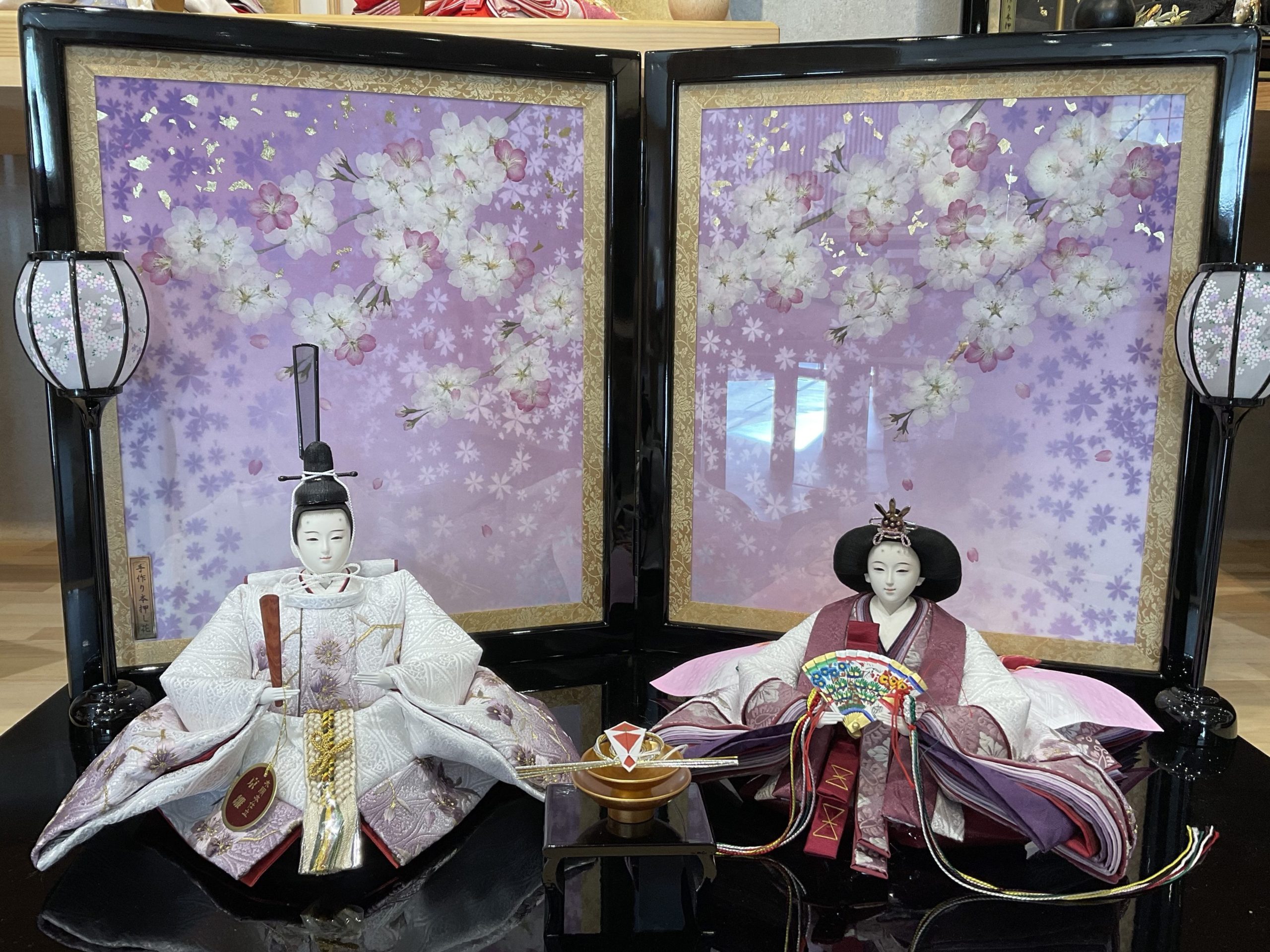 草園作 押し花屏風親王飾り｜人形のかに江