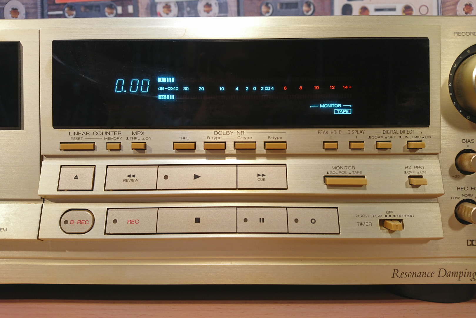 AIWA XK-S9000 外観・内部・修理の画像を紹介 | スーパーカセッターズ