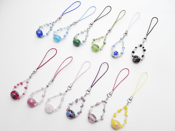 とんぼ玉 ビーズワイヤーストラップ（黒） STW-12｜ハンドメイドの携帯