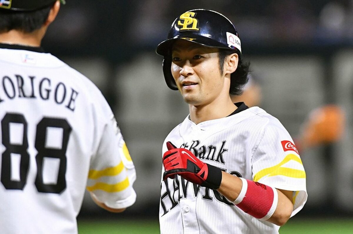 日本一直後にビールかけよりサプリ。ホークス明石健志は天才型名脇役