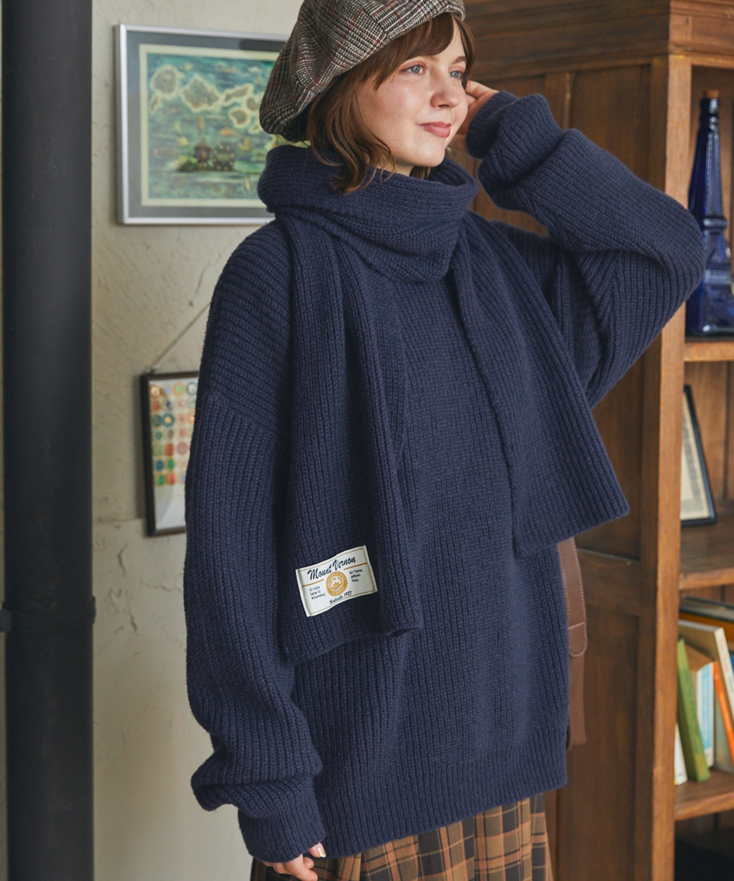 畔編みマフラー付きクルーネックニットプルオーバー MONO-MART LADY'S