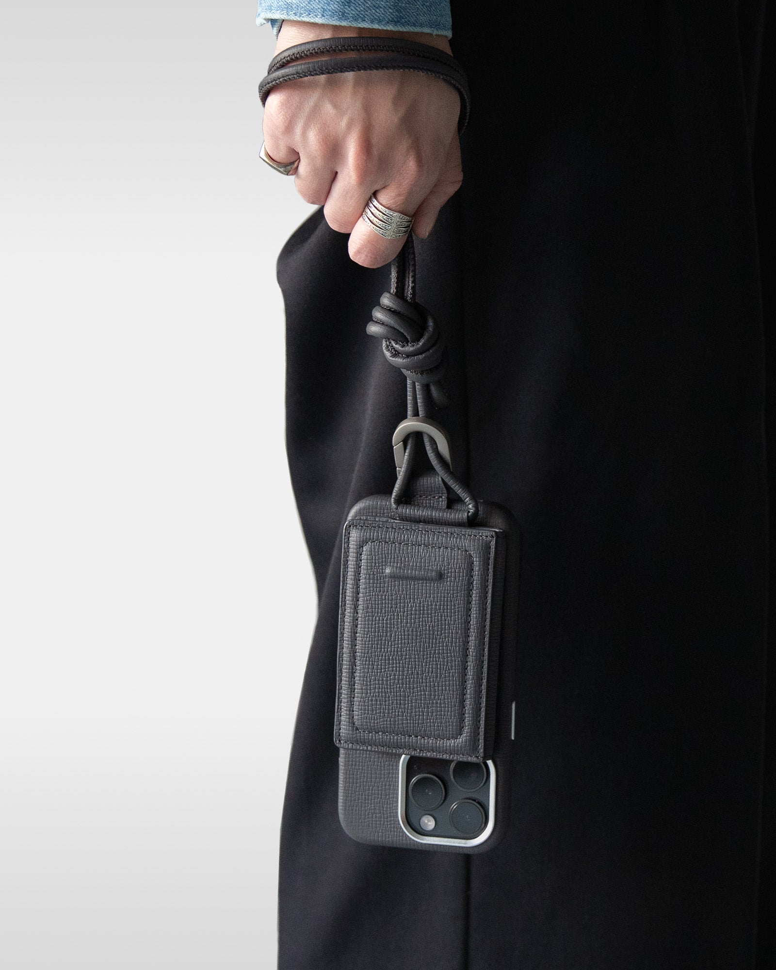 レザー製 iPhoneケース セット / ストラップ付スマホケース / スマホ