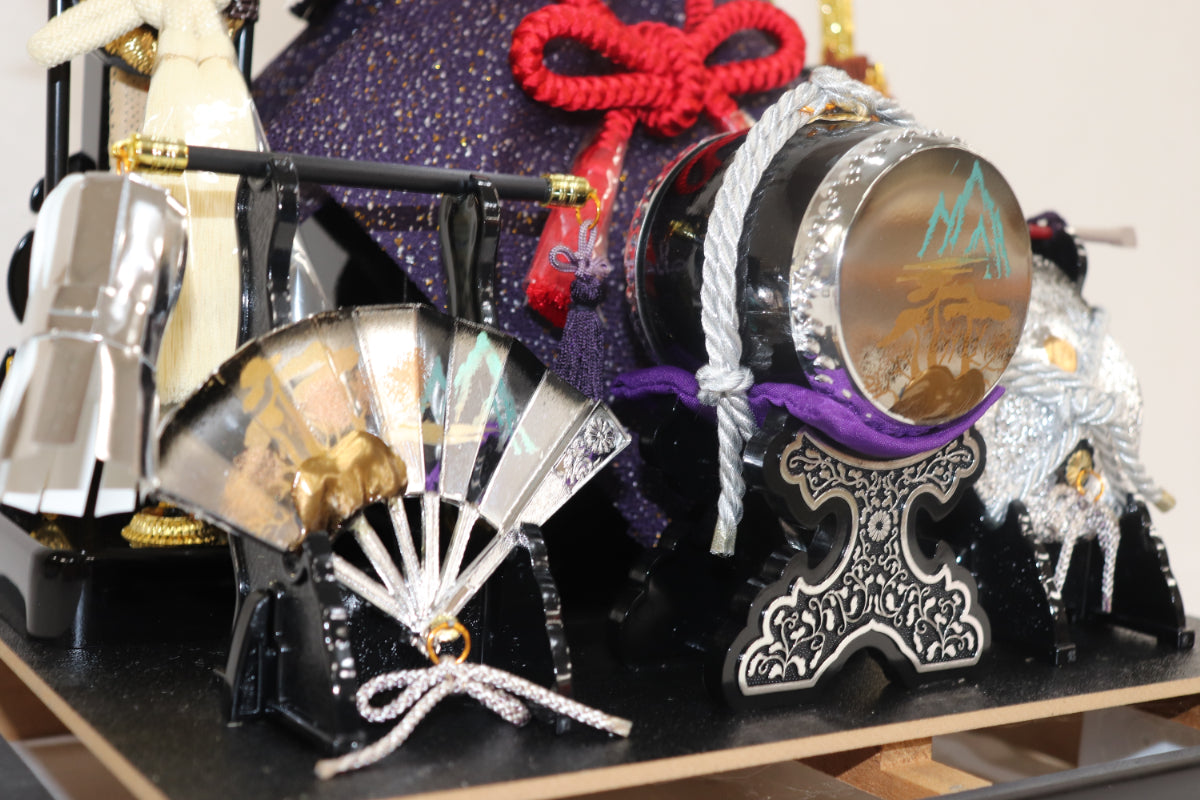 上杉謙信 兜平飾り五月人形ケースセット (38cm×30cm×42cm)【送料無料