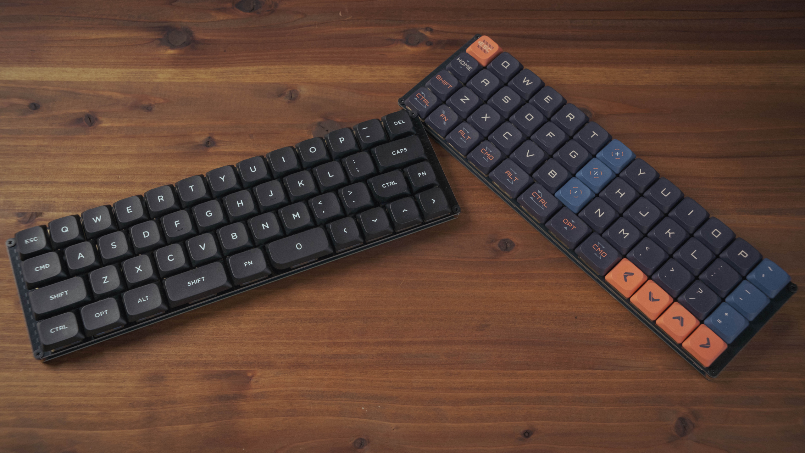 世界初の分割式×ワイヤレス×日本語配列キーボード「Waffree」が登場