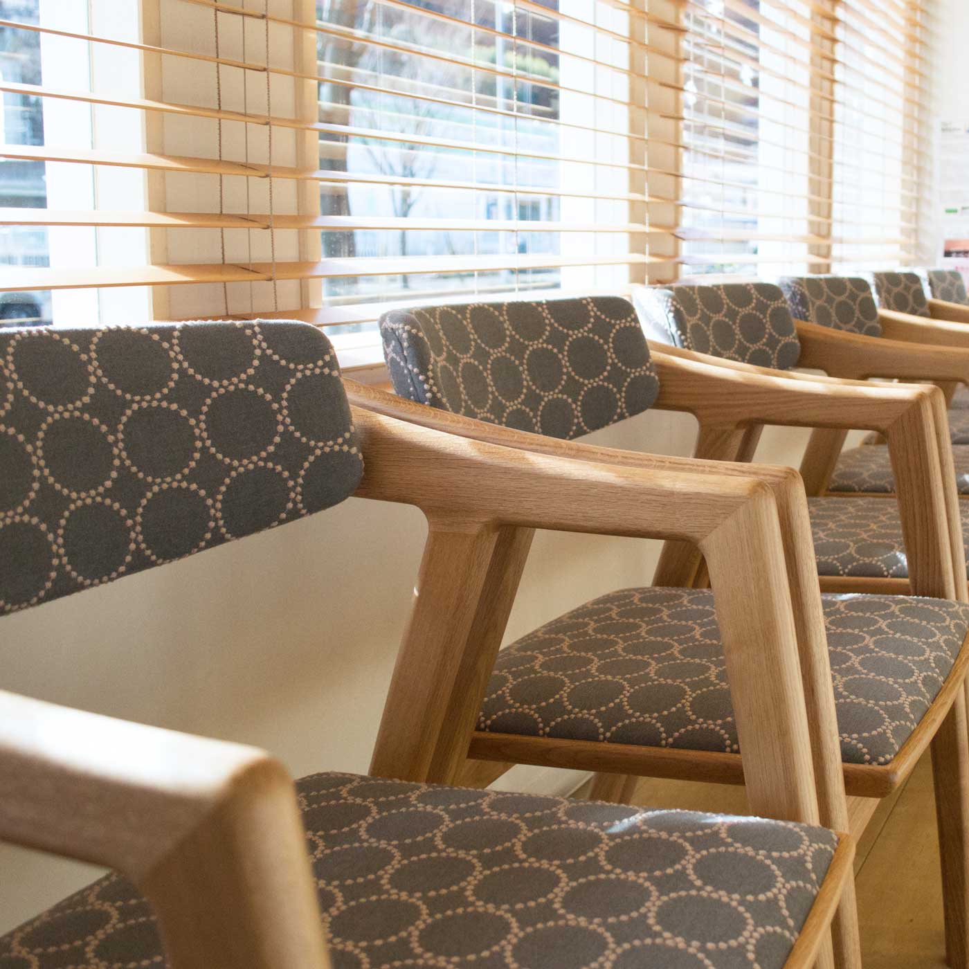 ミナペルホネン張り GEN チェア｜ISU-WORKS – カチートファニチャー