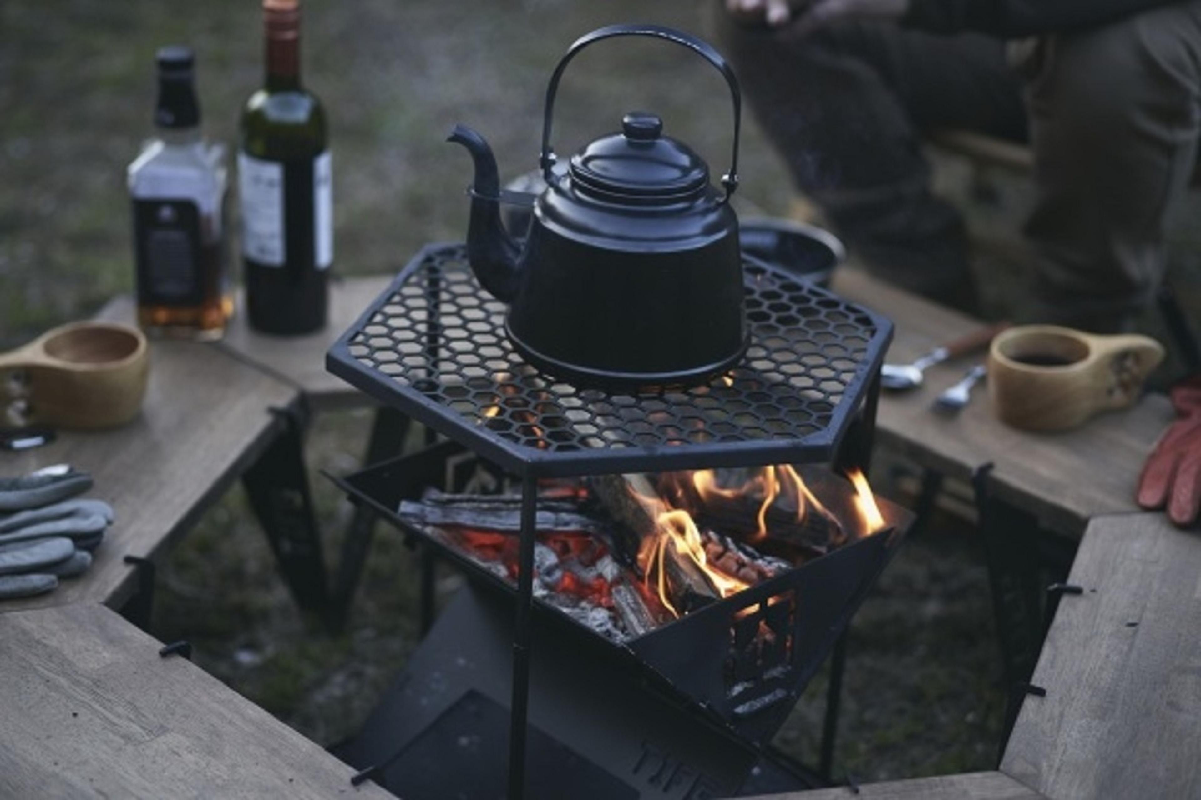 CAMP TOOLSとTHE IRON FIELD GEARが最強コラボ！ガシッと使える