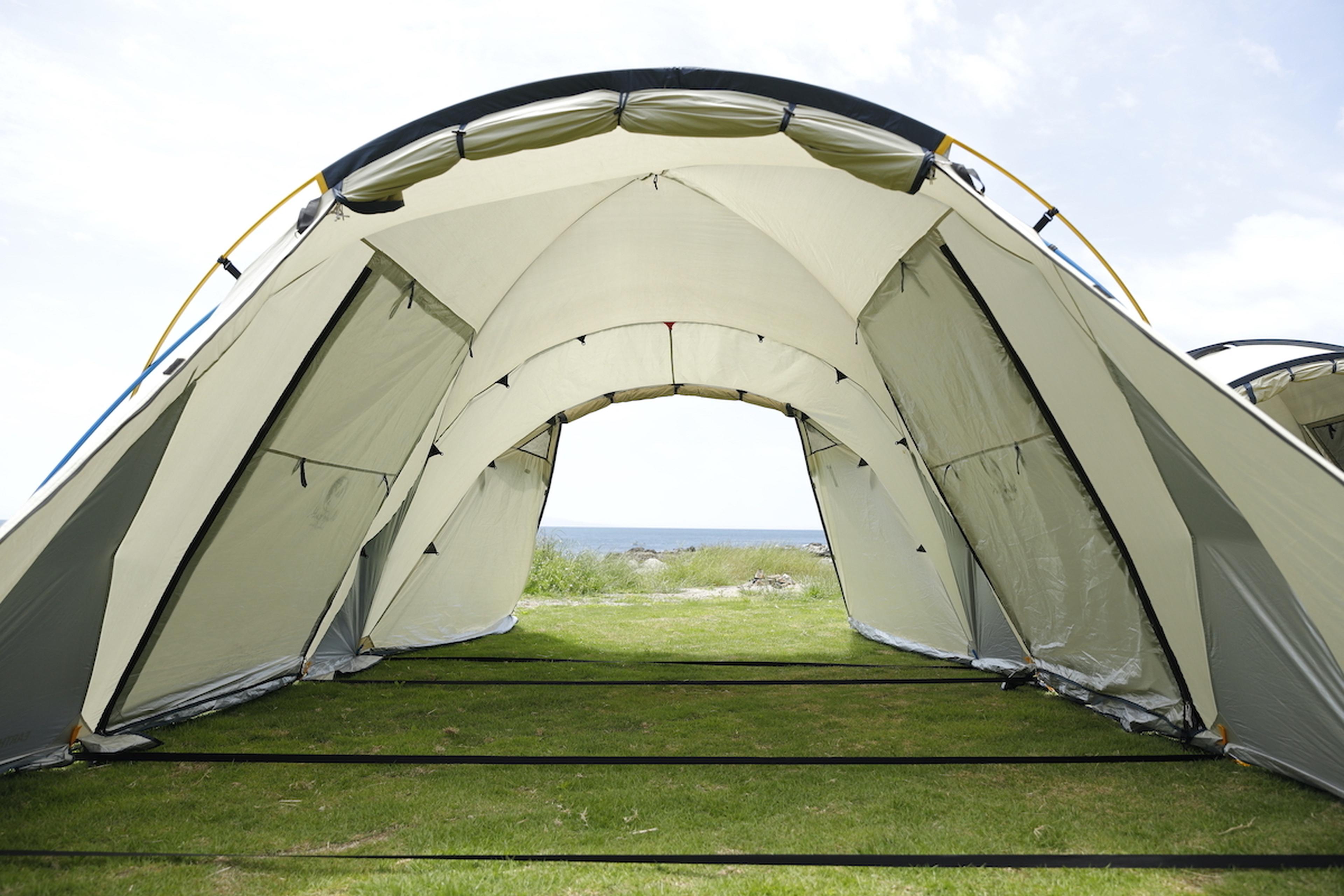 ホールアースの定番ツールームテントがアップグレード！hinata編集部が