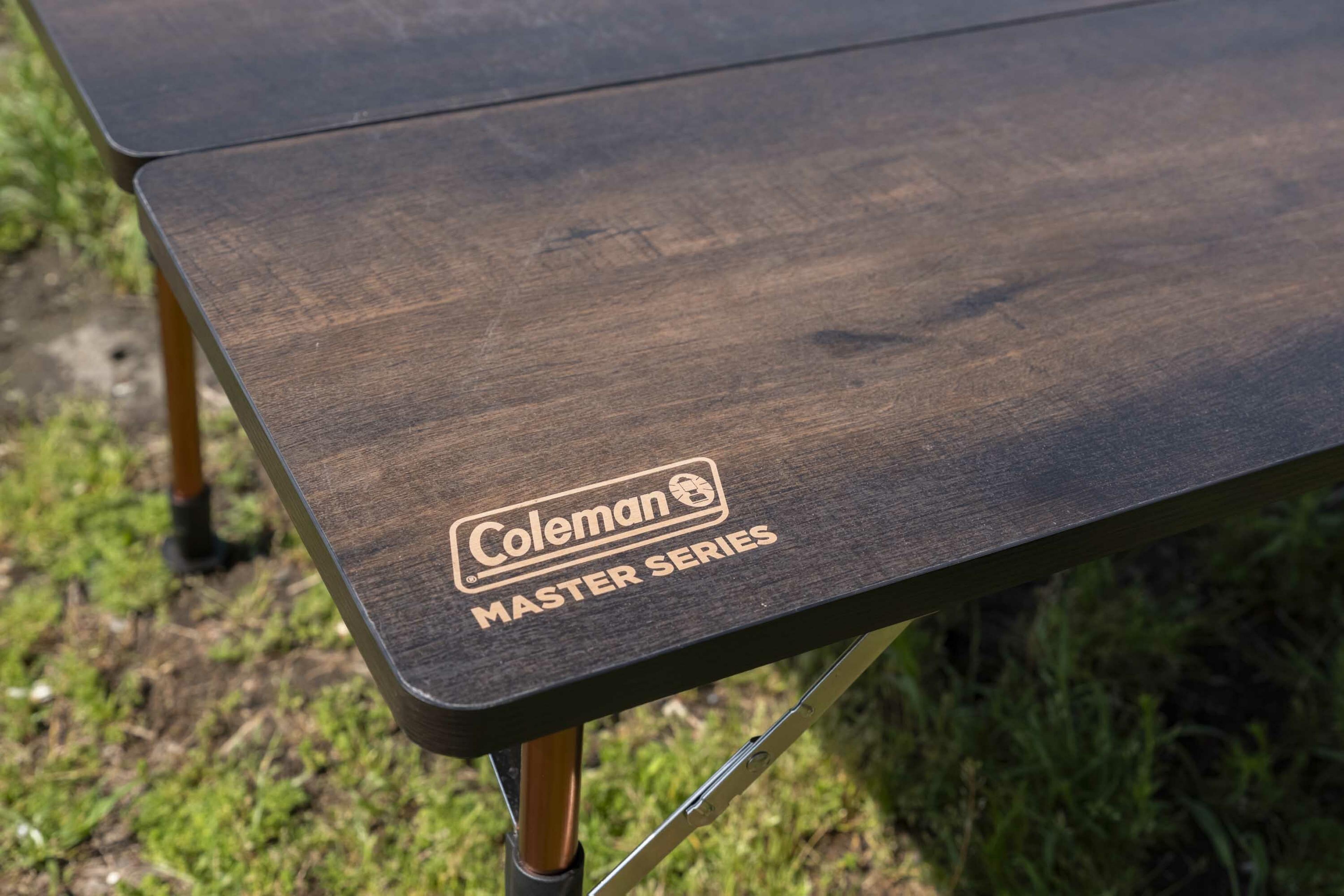 徹底レビュー】コールマンのバタフライテーブル！使用感や組み立てやす