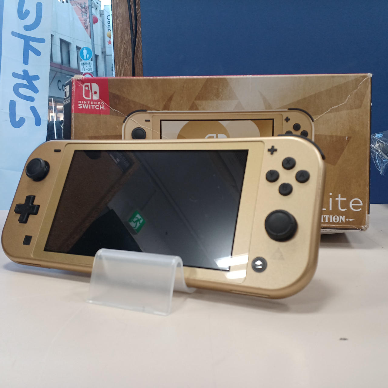 NINTENDO / 任天堂|SWITCH LITE ハイラルエディション|【ハードオフ