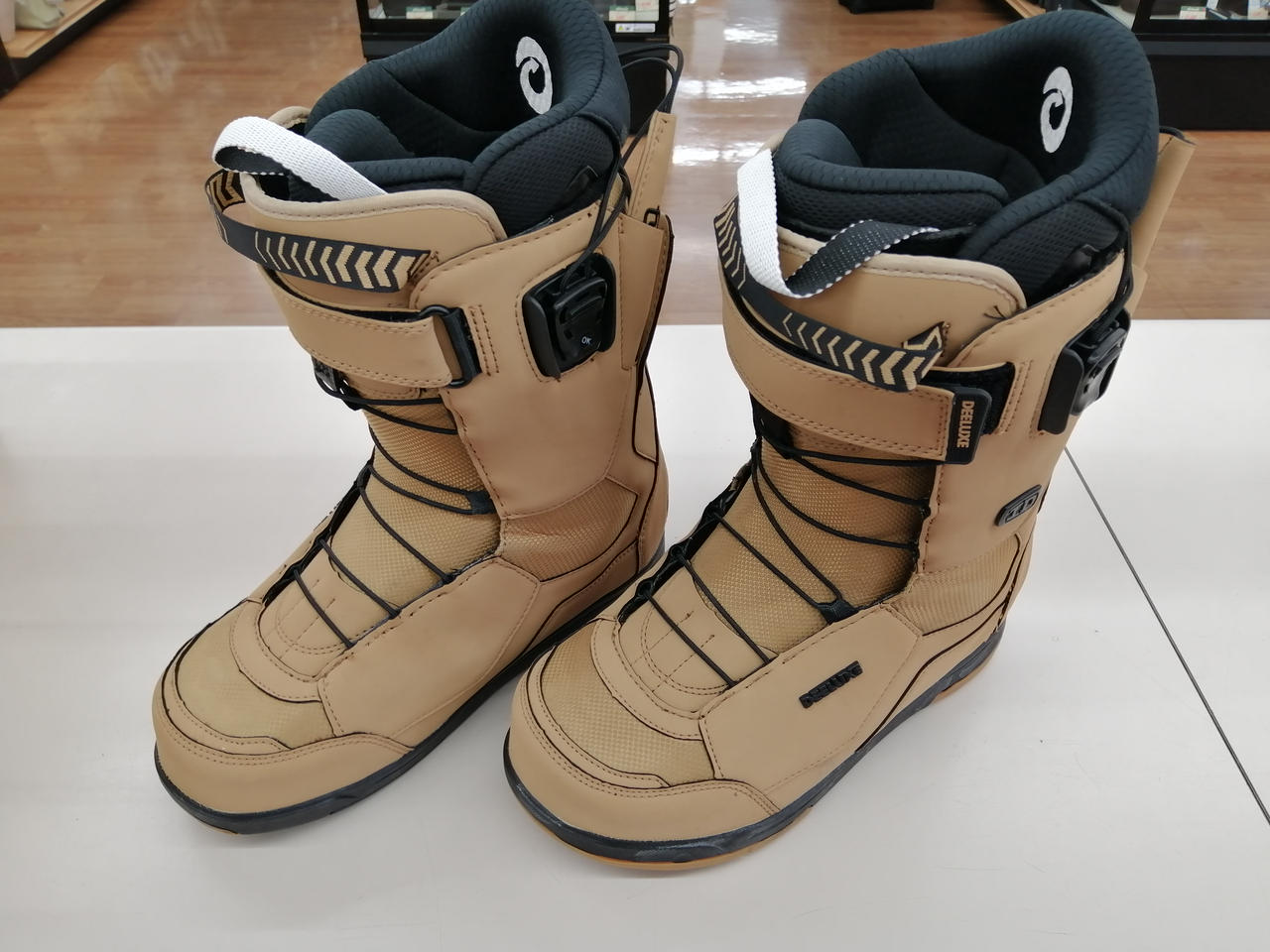 DEELUXE|ボードブーツ 25.5cm|【ハードオフ公式通販】オフモール